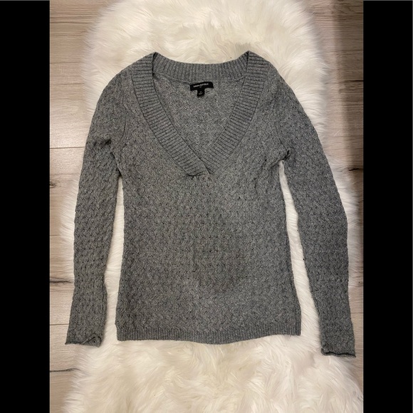 BANANA REPUBLIC Cable Knit Sweater - Picture 1 of 6